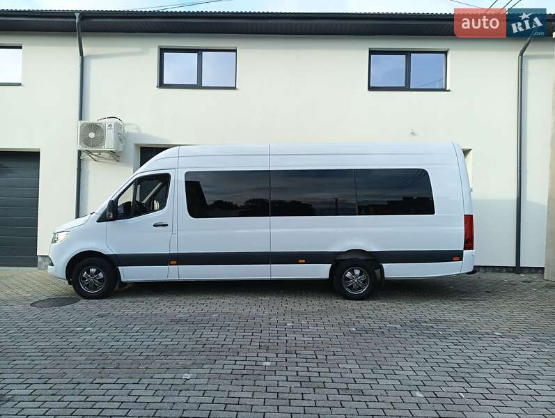 Вантажопасажирський фургон Mercedes-Benz Sprinter 2020 в Коломиї