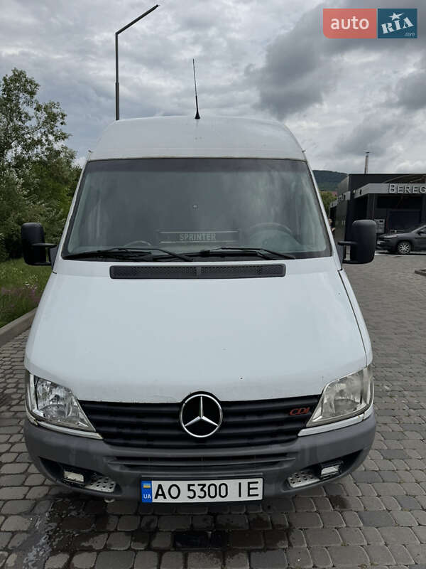 Mercedes-Benz Sprinter 2002