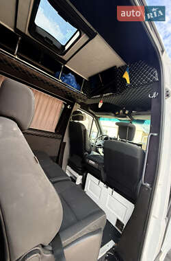Микроавтобус Mercedes-Benz Sprinter 2012 в 