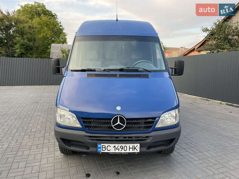 Mercedes-Benz Sprinter 2005