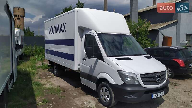Вантажний фургон Mercedes-Benz Sprinter 2017 в Рівному