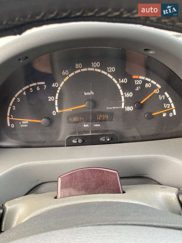 Грузовой фургон Mercedes-Benz Sprinter 2001 в Днепре