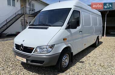 Грузовой фургон Mercedes-Benz Sprinter 2005 в Снятине