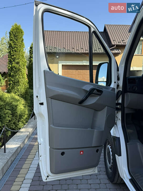 Автовоз Mercedes-Benz Sprinter 2015 в Косове