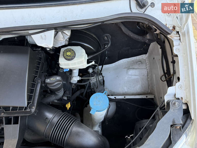 Автовоз Mercedes-Benz Sprinter 2015 в Косове