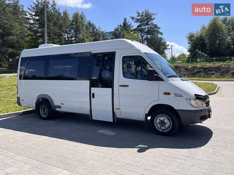Mercedes-Benz Sprinter 2006