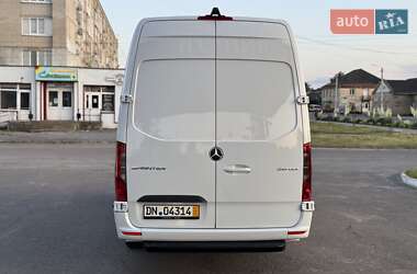 Грузовой фургон Mercedes-Benz Sprinter 2020 в 