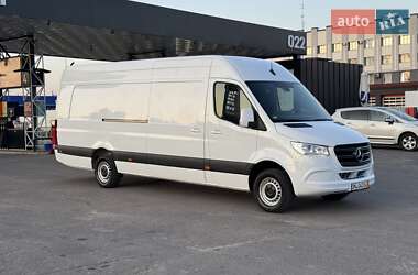 Грузовой фургон Mercedes-Benz Sprinter 2020 в 