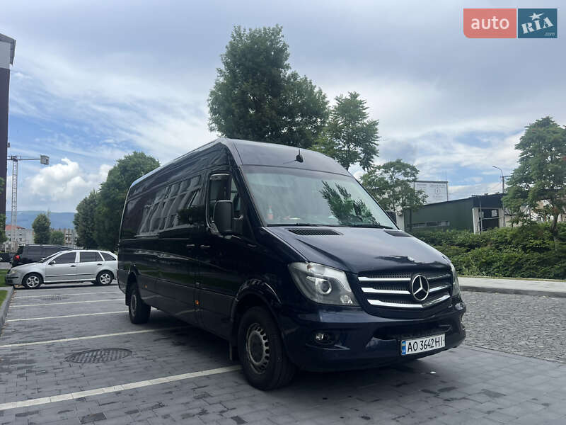 Микроавтобус Mercedes-Benz Sprinter 2014 в Сваляве