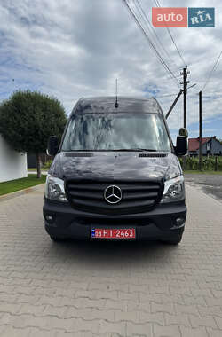 Грузовой фургон Mercedes-Benz Sprinter 2017 в 