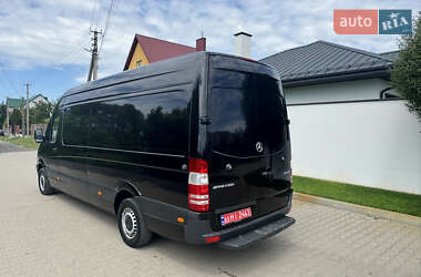 Грузовой фургон Mercedes-Benz Sprinter 2017 в 