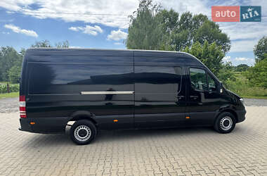 Грузовой фургон Mercedes-Benz Sprinter 2017 в 