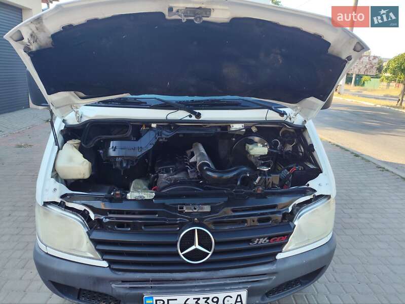 Грузовой фургон Mercedes-Benz Sprinter 2001 в Белгороде-Днестровском