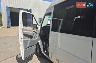 Пригородный автобус Mercedes-Benz Sprinter 2000 в 