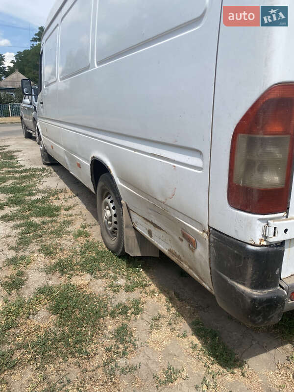 Грузовой фургон Mercedes-Benz Sprinter 1999 в Добровеличковке