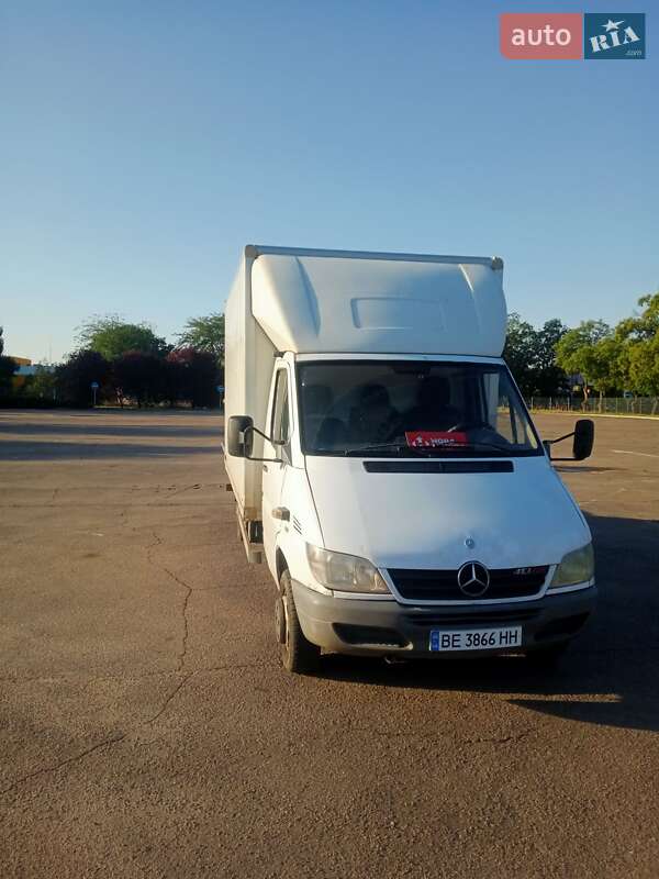 Mercedes-Benz Sprinter 2005