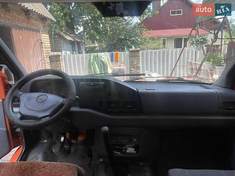 Платформа Mercedes-Benz Sprinter 1998 в Киверцах