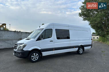 Грузовой фургон Mercedes-Benz Sprinter 2015 в 