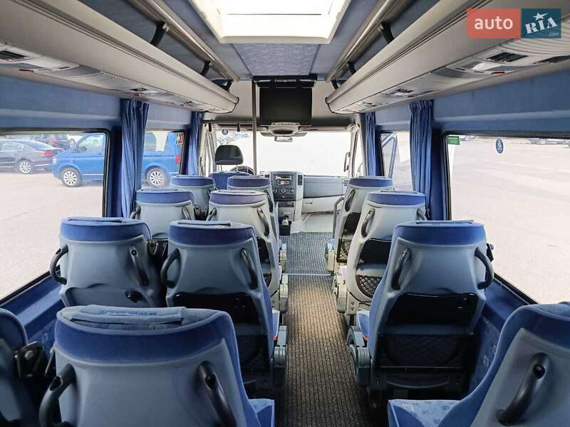 Туристический / Междугородний автобус Mercedes-Benz Sprinter 2010 в Хотине
