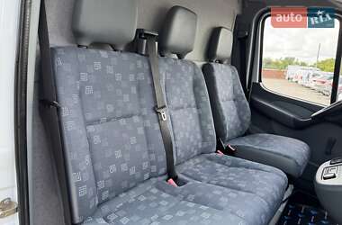 Грузовой фургон Mercedes-Benz Sprinter 2006 в 