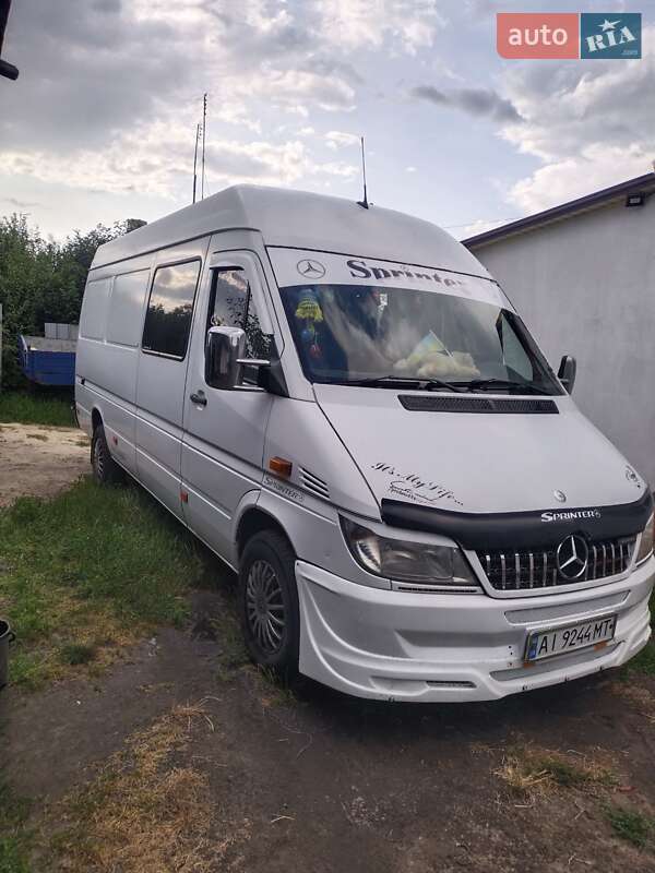 Mercedes-Benz Sprinter 2006
