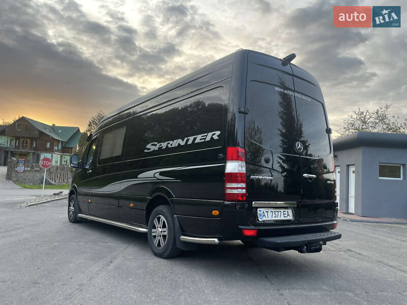 Вантажопасажирський фургон Mercedes-Benz Sprinter 2017 в Коломиї
