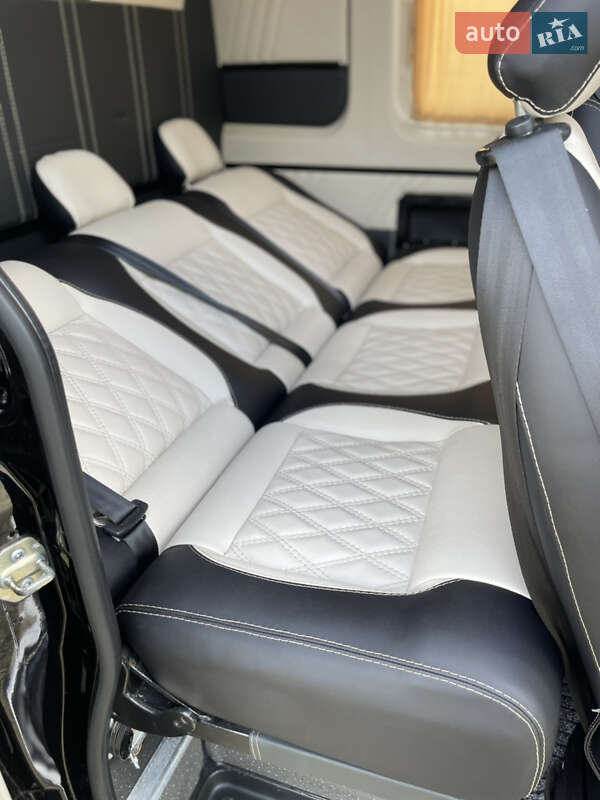 Вантажопасажирський фургон Mercedes-Benz Sprinter 2017 в Коломиї