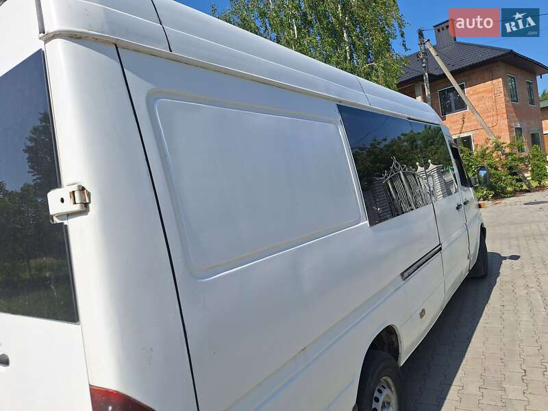 Мікроавтобус Mercedes-Benz Sprinter 2000 в Чернівцях