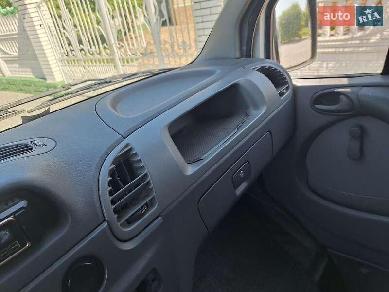 Мікроавтобус Mercedes-Benz Sprinter 2000 в Чернівцях