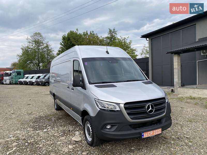 Грузовой фургон Mercedes-Benz Sprinter 2023 в Хусте