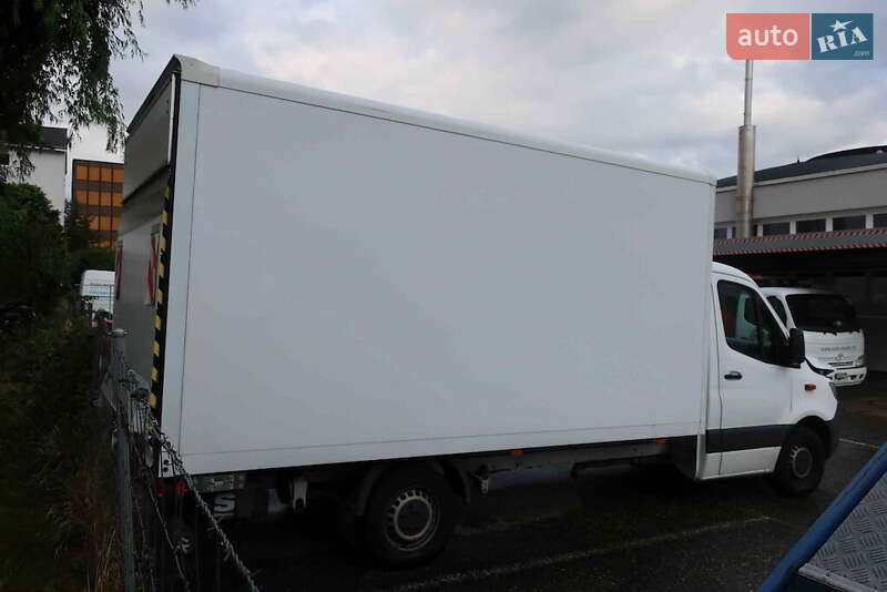 Грузовой фургон Mercedes-Benz Sprinter 2019 в Бродах