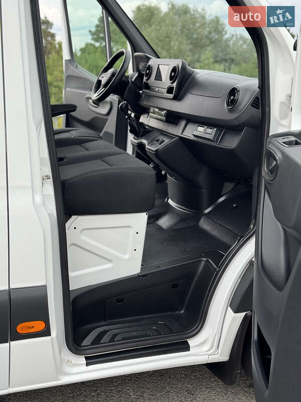 Грузовой фургон Mercedes-Benz Sprinter 2020 в Ровно