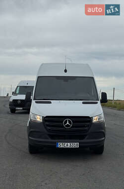 Грузовой фургон Mercedes-Benz Sprinter 2020 в 