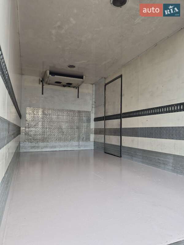 Рефрижератор Mercedes-Benz Sprinter 2005 в Львове фото 4 Рефрижератор Mercedes-Benz Sprinter 2005 в Львове