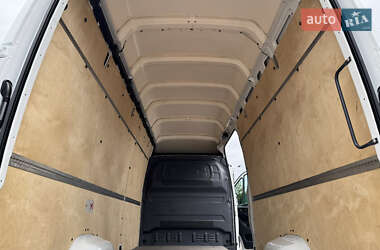 Грузовой фургон Mercedes-Benz Sprinter 2020 в 