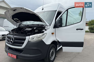 Грузовой фургон Mercedes-Benz Sprinter 2020 в 
