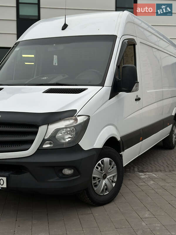 Грузовой фургон Mercedes-Benz Sprinter 2017 в Хмельницком