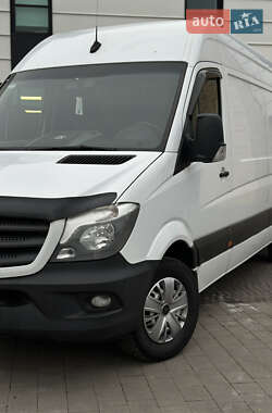 Грузовой фургон Mercedes-Benz Sprinter 2017 в 