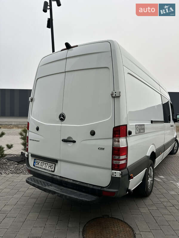 Грузовой фургон Mercedes-Benz Sprinter 2017 в Хмельницком