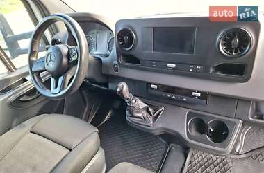 Грузовой фургон Mercedes-Benz Sprinter 2021 в 