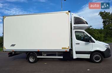 Грузовой фургон Mercedes-Benz Sprinter 2021 в 