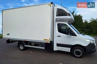 Грузовой фургон Mercedes-Benz Sprinter 2021 в 