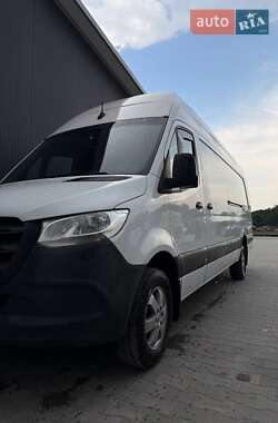 Грузопассажирский фургон Mercedes-Benz Sprinter 2019 в 