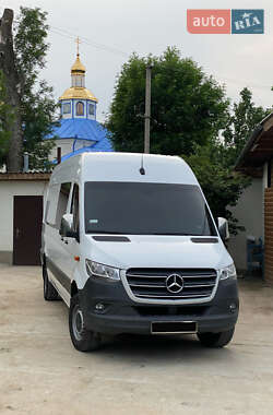 Грузопассажирский фургон Mercedes-Benz Sprinter 2018 в 