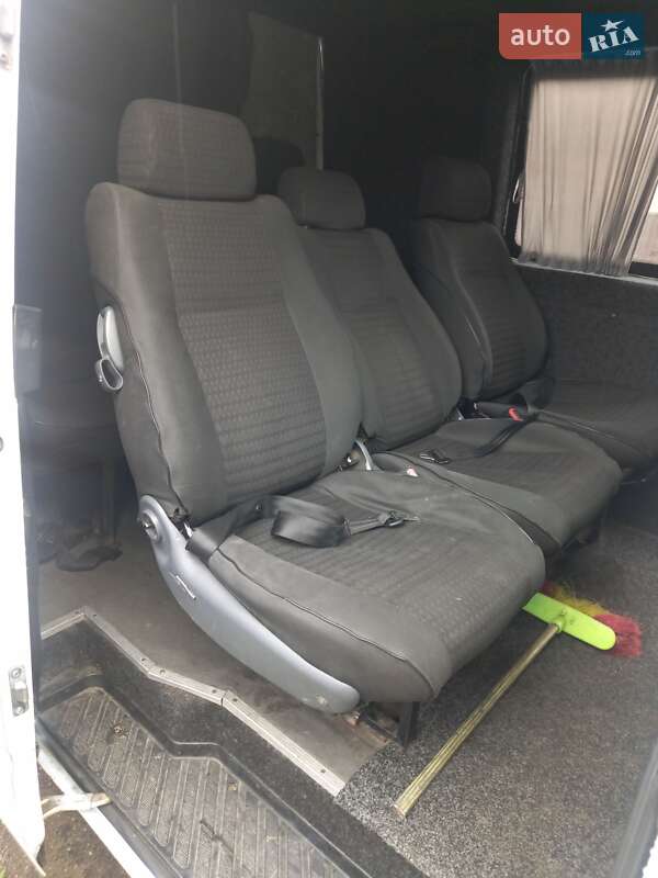Вантажопасажирський фургон Mercedes-Benz Sprinter 2005 в Вінниці