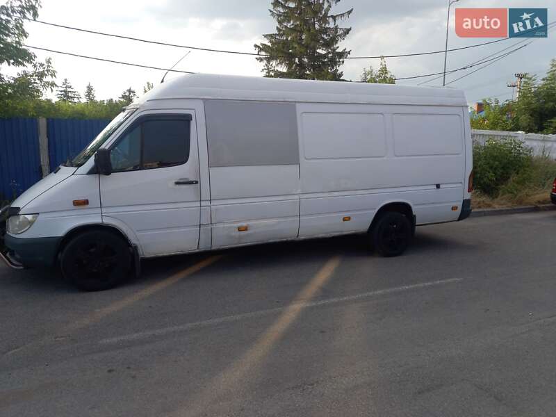 Вантажопасажирський фургон Mercedes-Benz Sprinter 2005 в Вінниці