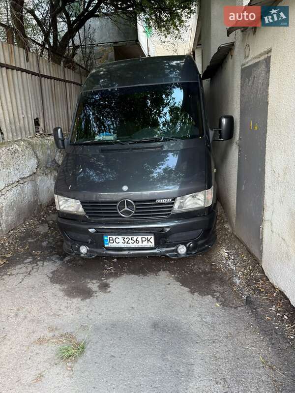 Mercedes-Benz Sprinter 1998