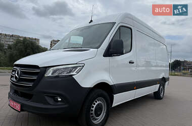 Грузовой фургон Mercedes-Benz Sprinter 2021 в 