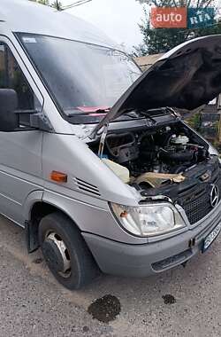 Грузовой фургон Mercedes-Benz Sprinter 2005 в 