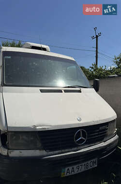 Вантажний фургон Mercedes-Benz Sprinter 1999 в Києві